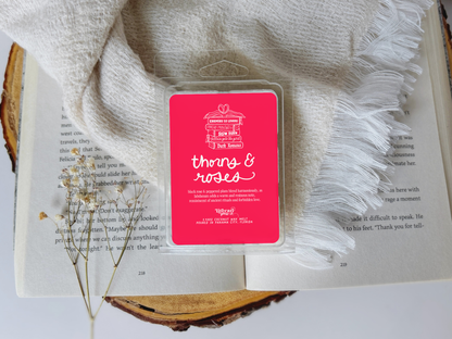 Thorns & Roses Wax Melt - Bookish Gift for Romantasy Readers | Literari