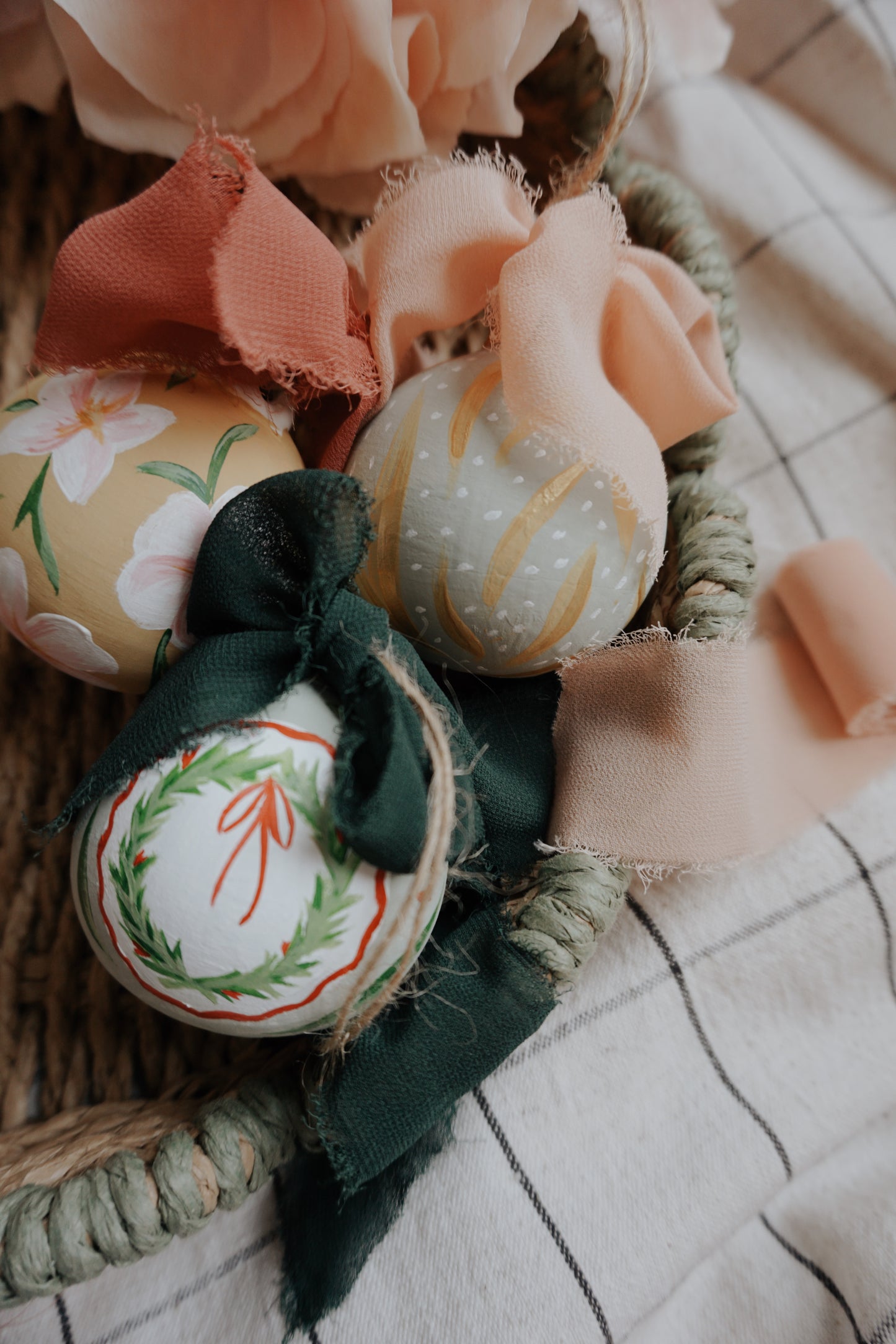 Christmas Bauble Painting with Imogen Joyce