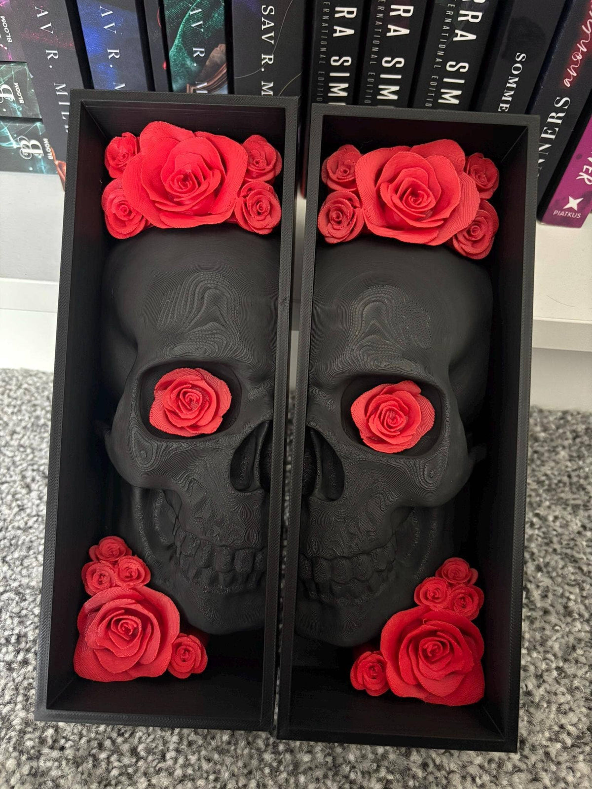 Book nooks / Pair of Book end skull with flower